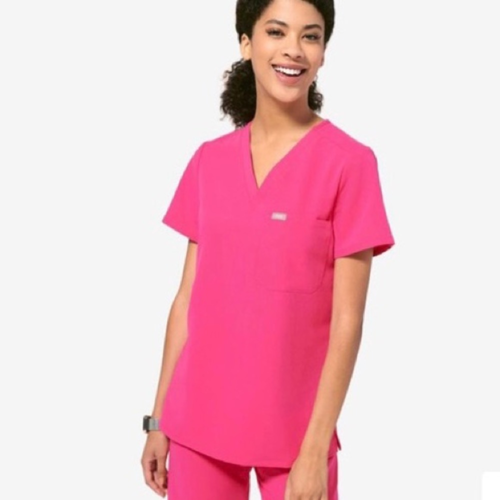 FIGS Hot Pink Set